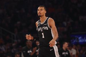 卡布：我和文班一直相互陪伴扶持 我特别庆幸能有他这位挚友
