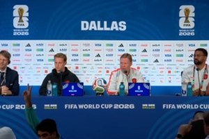每体：FIFA限制使用西班牙语，德容阿什拉夫维尼修斯均受影响