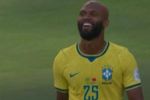 巴媒：伊戈尔首发让巴西球员在赛前动员会意外，原本首发是库尼亚