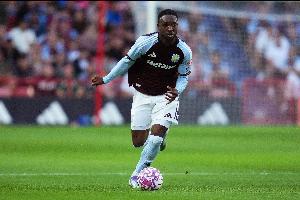 记者：扎卡可能离队，桑德兰希望加速推进引进维拉中场博加德