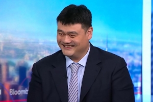 姚明：在中国篮球和足球并驾齐驱 很多年轻人想像杨瀚森一样打NBA