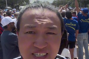 开赛不到一小时全堵门外？王涛现场怒喷美式世界杯组织太烂了相关视频